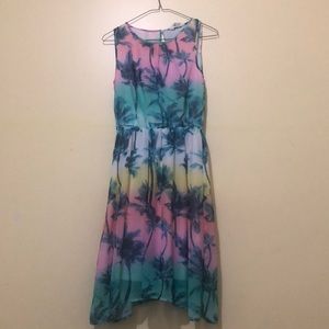 H&M summer dress, fits a girl 12-14Y, worn little . Excellent condition.